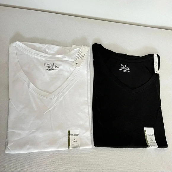 Lot of 2 T-Shirt Pima Cotton V-Neck Size XLarge (16-18) Relaxed Fit Black & Whit - Picture 1 of 7